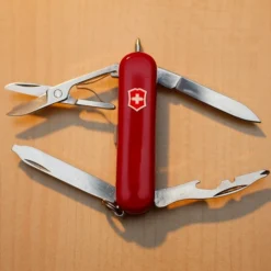 Victorinox Midnight Manager - Red 7 Victorinox Midnight Manager - Red -Trail Camp Shop 0.6366 5 600x600 b5f26456 c392 43a6 ac09 c429e0da3bf0