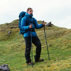 Leki Micro Vario Carbon Anti-Shock Deepblue -Trail Camp Shop LKU6492063 6 600x600 de8fcf9f 8c22 4407 9535 b999a1831dd9