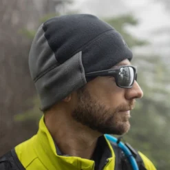 Sunday Afternoons Snow Switch Beanie Black/Flint -Trail Camp Shop S3A89758B30209 5 600x600 e3520a5f 2392 40b5 b012 b589c8033825